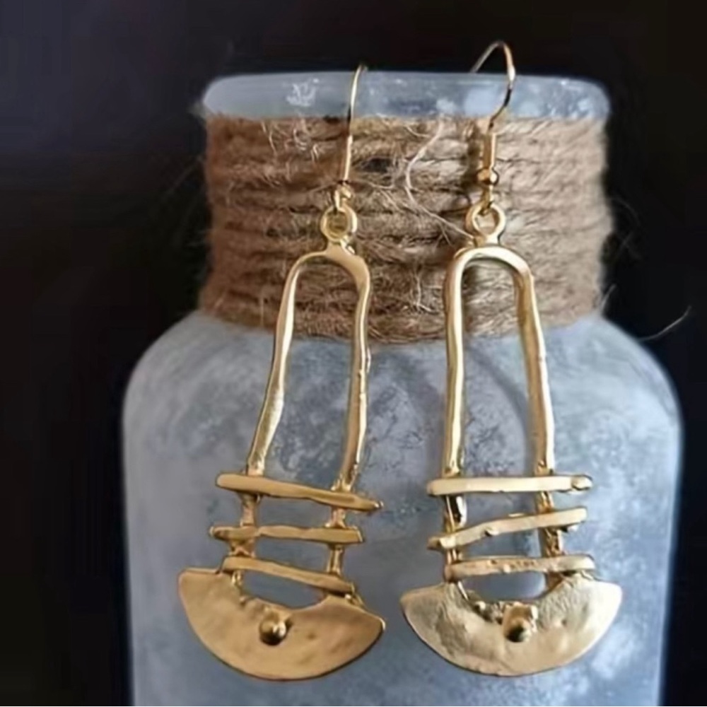 One of a Kind Design Gold Pierced Earrings - NEW